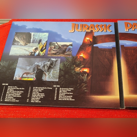 Jurassic Park Letterbox Edition, Laserdisc Preowned Good Condition - Picture 3 of 11